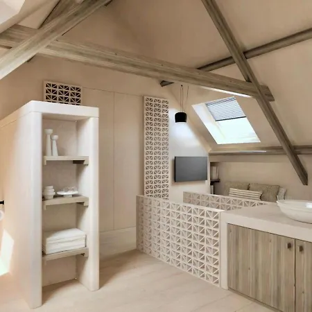 Vitaflow Met Sauna 4*